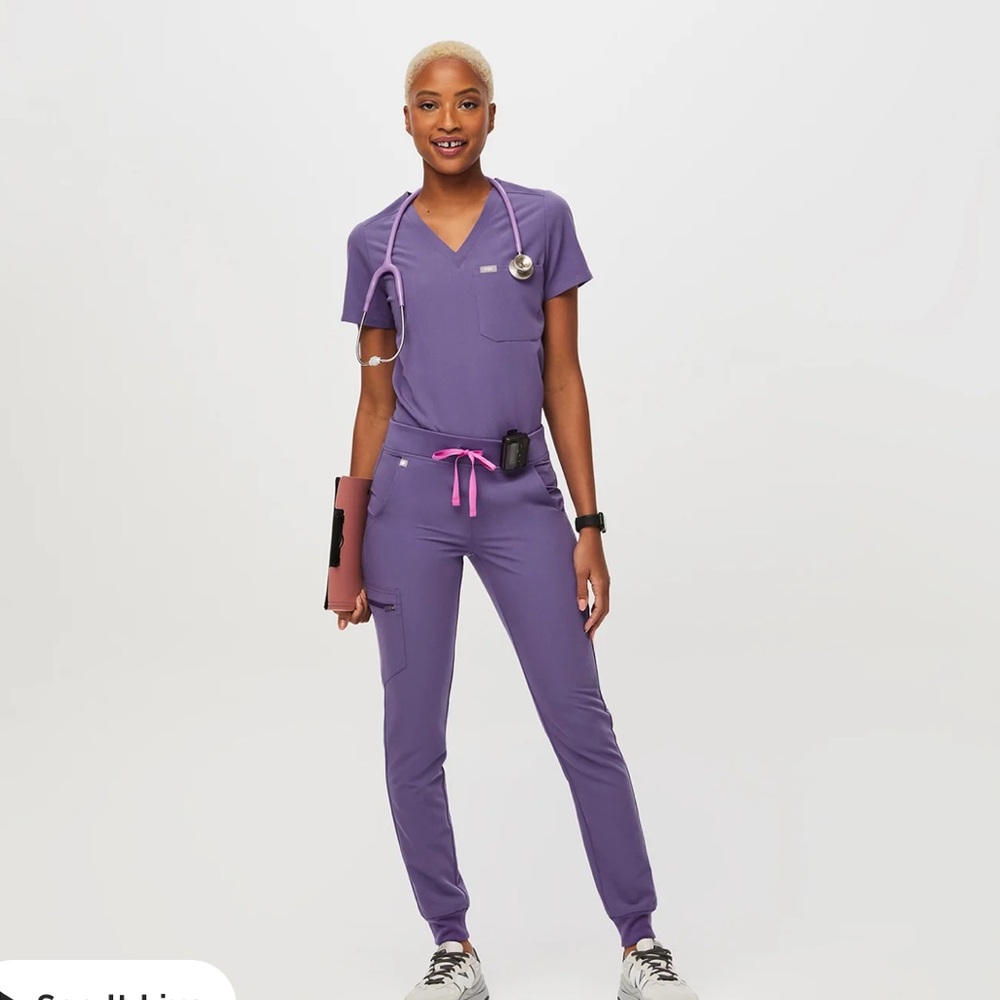 NWT figs scrubs in amethyst